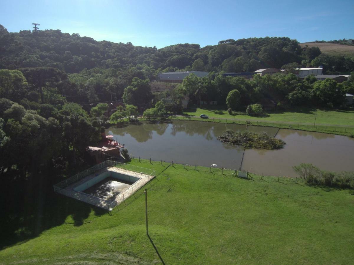 Pousada Parque Das Pitangueiras 弗洛里斯-达库尼亚 外观 照片